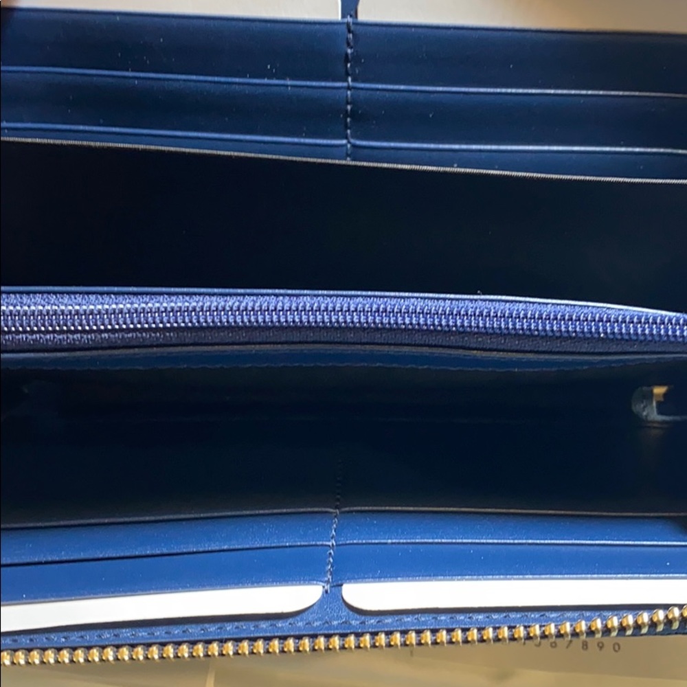 Gucci Guccissima Signature Continental Wallet Blue - Picture 3 of 8